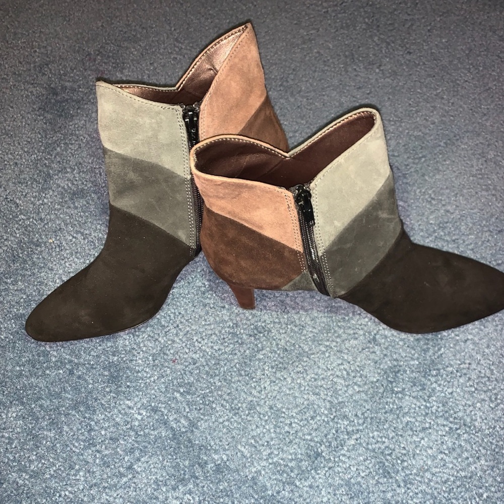 Boots - Picture 2 of 2